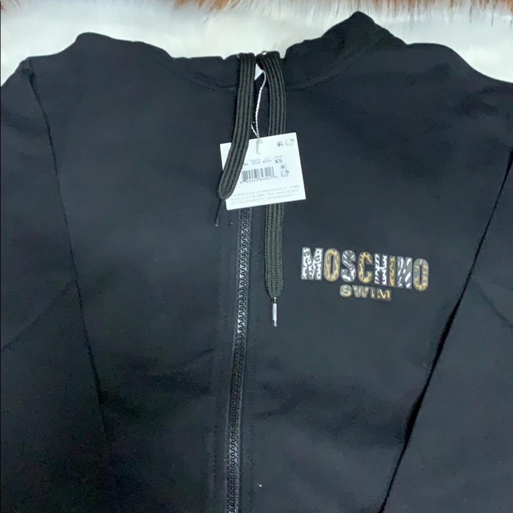 Moschino - Picture 5 of 8
